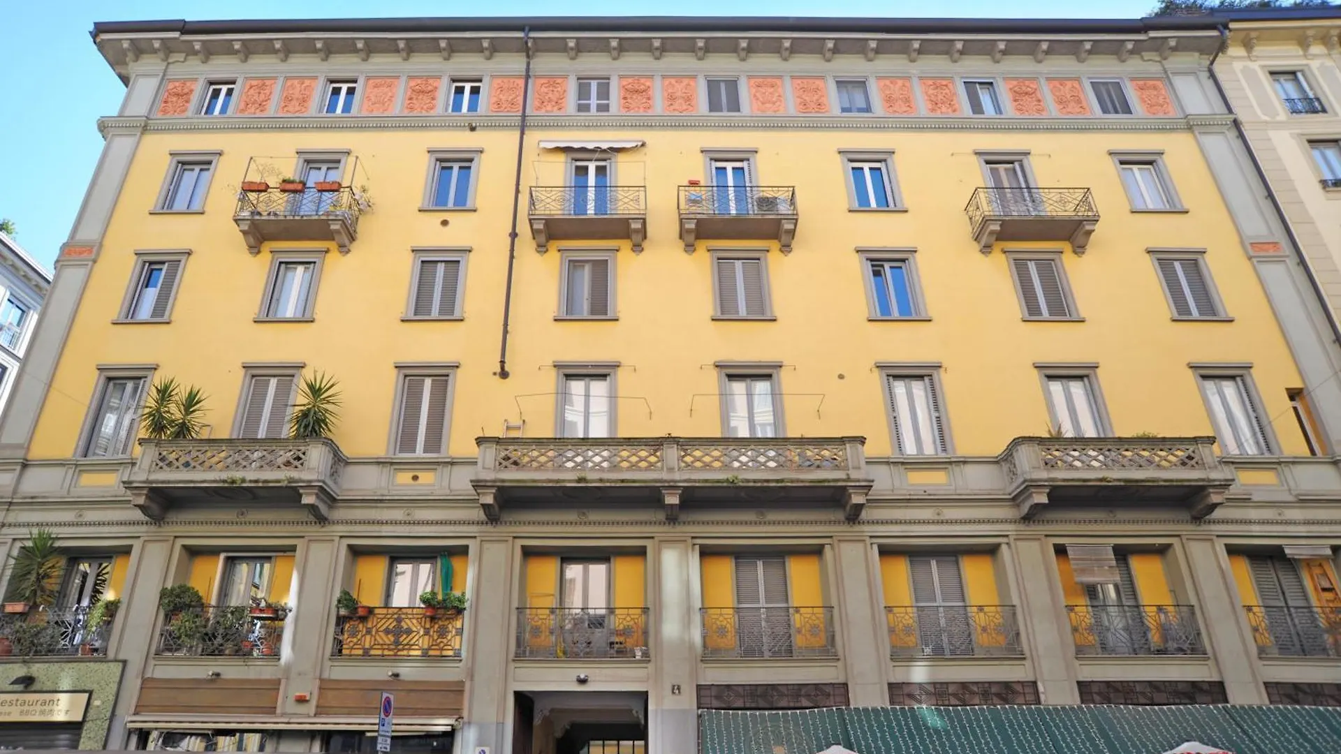 Lecco Apartment Milan 0*,  Italy