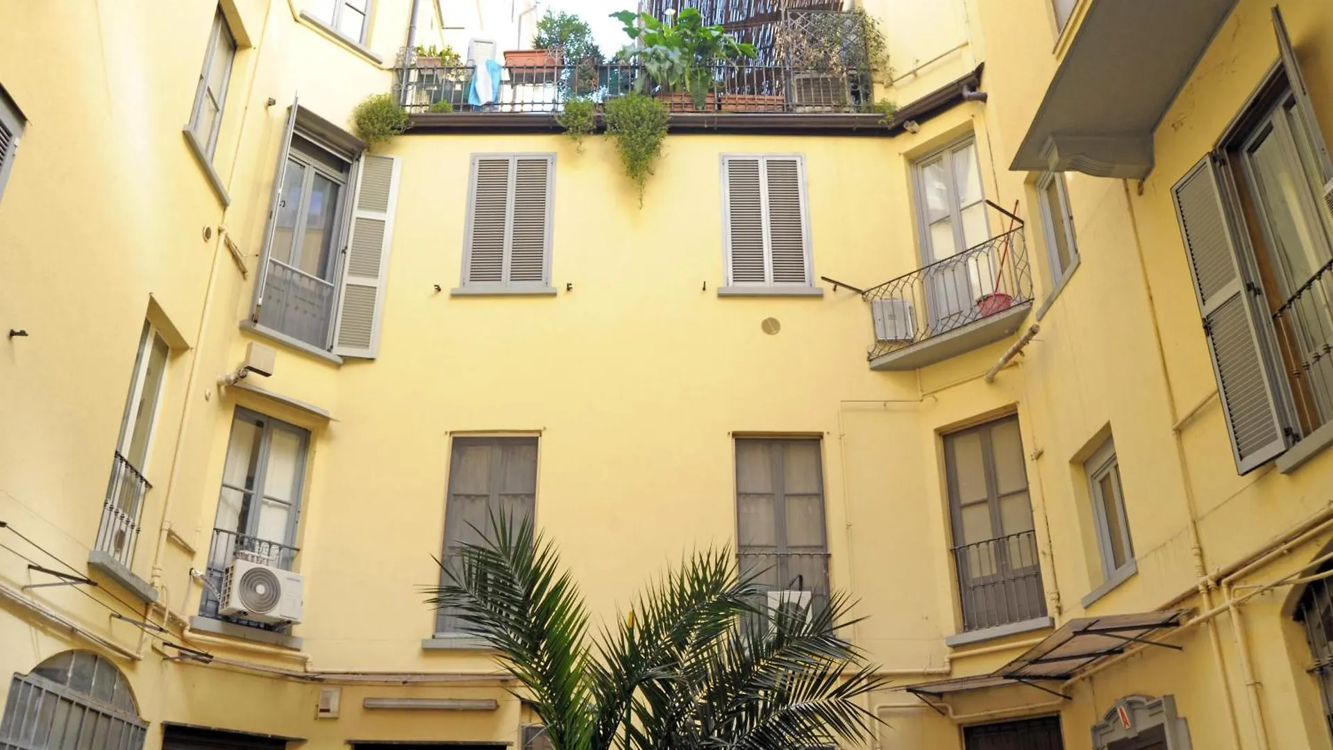 Lecco Apartment Milan Italy